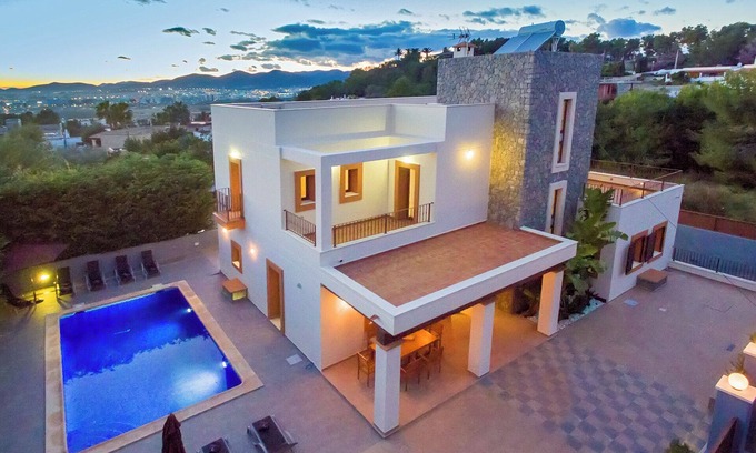 Cap Martinet Villa | Villa Near Ibiza Town Sleeps 12/14