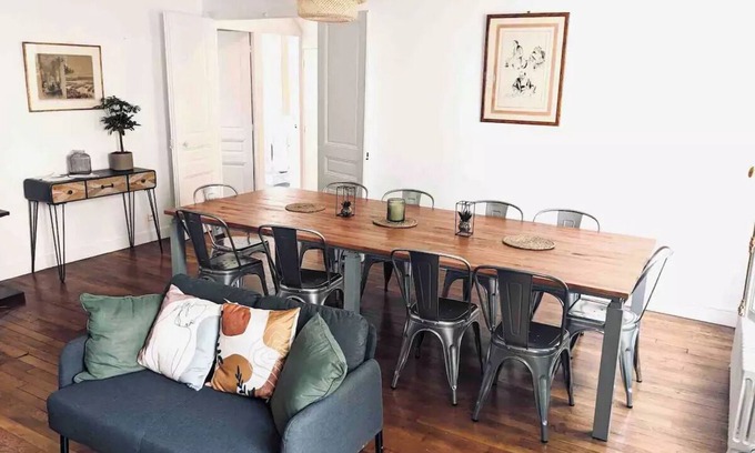 Quartier de la Maison-Blanche Villa | Villa Nearby Paris - 17 Guests - Garden - Parking - Metro