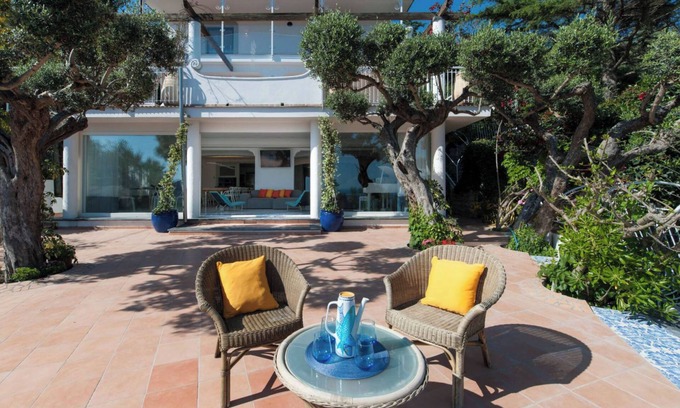 Sirenuse Villa | Villa Nerano con vistas panorámicas al mar desde múltiples niveles de terrazas