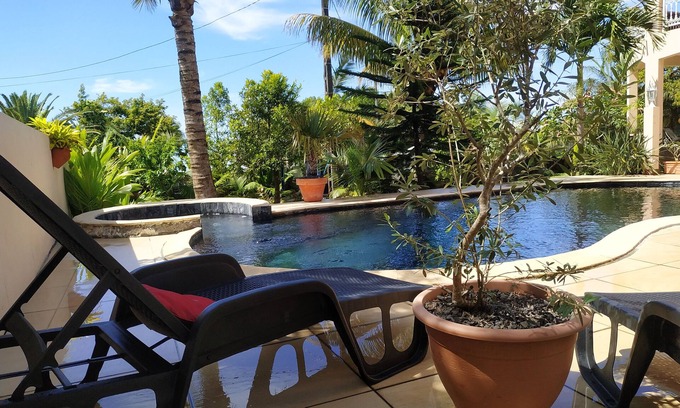 Basse Vallee Villa | Villa Nick & Yv - Piscina - terraza - jardín