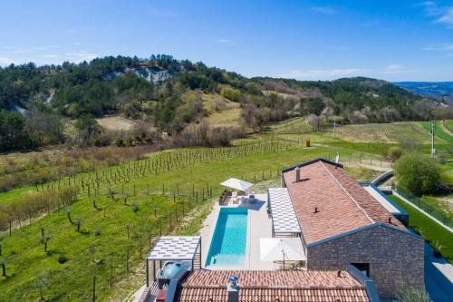 Hum Villa | Villa Noeli