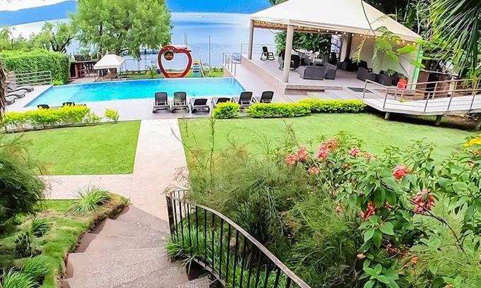 Santa Ana Casa | Villa Noelia, Suite Garden, Lago de Coatepeque.