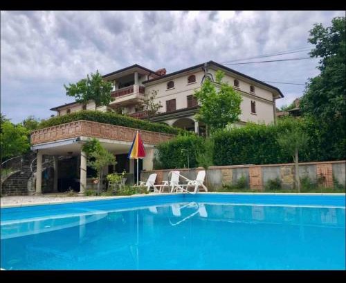 Dornberk Apartamento | Villa Nona, Flat 7 with swimming pool