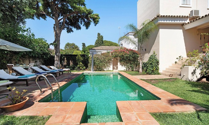 El Puerto de Santa María Villa | Villa 'Olmo Tree' con piscina privada, Wi-Fi y aire acondicionado