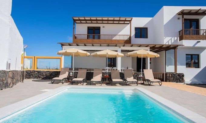 Tinajo Casa | Villa Palmera La Vegueta Villas