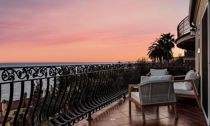 Eastern Malibu Casa | Villa Reina by Fieldtrip | Majestic Ocean-View Villa in Malibu