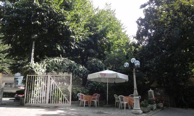 Genzano di Roma Hotel | Villa Robinia