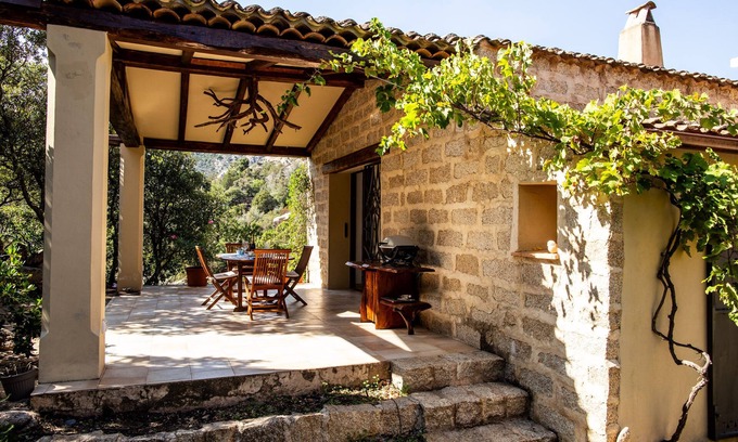 San Pantaleo Villa | Villa 'Roccia San Pantaleo' with Sea View, Wi-Fi and Air Conditioning