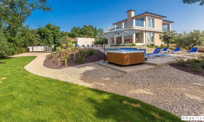 Milovcici Villa | Villa Roko on Krk – Crovillas GmbH