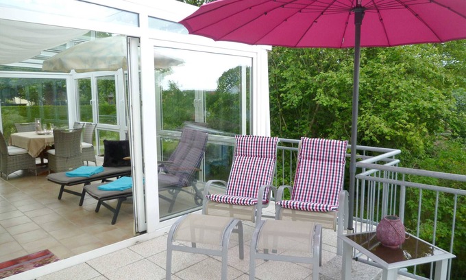 Ostvorpommern Apartamento | Villa Romantica - gran jardín de invierno - 300 m de playa, Wi-Fi - Villa Romantica
