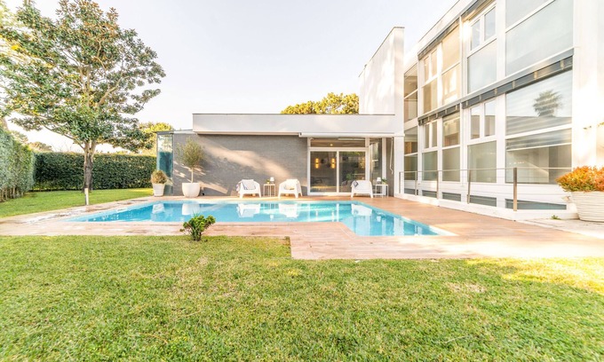 Charneca de Caparica e Sobreda Villa | Villa Silenas - Allure Villas