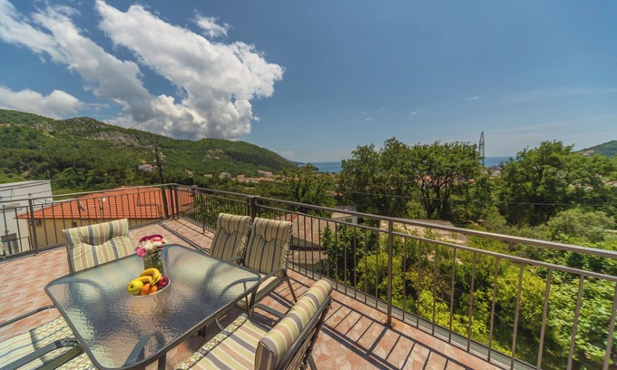 Podostrog Villa | Villa Sunny Hill