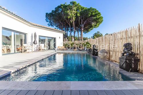 Cavaliere Villa | Villa SurgaBali - swimming pool and 300m from the beach