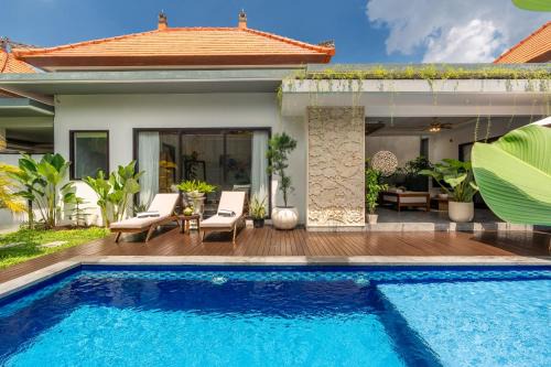 Padangsambian Klod Villa | Villa Taj - Luxury 3-bedroom Pool Villa Near Seminyak