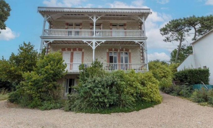 Pontaillac Apartamento | Villa Thaïs by Interhome