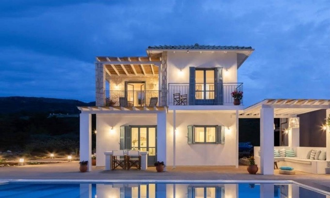Kalamitsi Villa | Villa Theodorus in Kalamitsi, Lefkada, Optimalstay