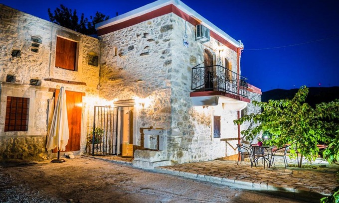 Apomarma Villa | Villa Tzaniana