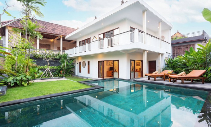 Mengwi Villa | Villa Uma Sari Dayuh Rice Field View