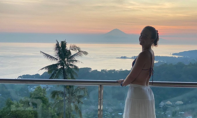 Senggigi Cama Y Desayuno | Villa Umbrella