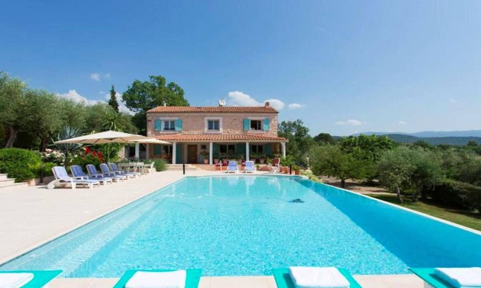 Saint-Cezaire-sur-Siagne Villa | Villa con piscina privada (14m x 7m), 5 habitaciones, jacuzzi, wifi, jardín.