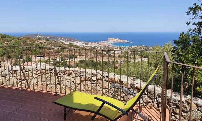 Monticello Villa | Villa CON EXCEPCIONALES VISTAS A LAS ORILLAS Y AL PUERTO DE L'ILE ROUSSE