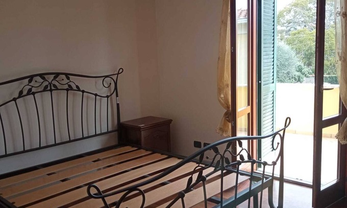 Lavinio Lido di Enea Villa | Villa with garden in Lavinio sea