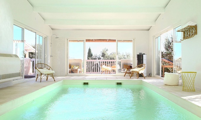 Castillon-du-Gard Villa | Villa with indoor pool, sauna, massage by appointment