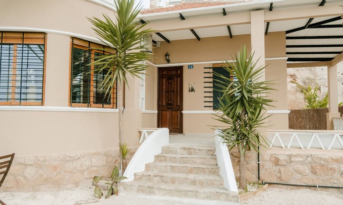 Villajoyosa Villa | Villa a pie de playa