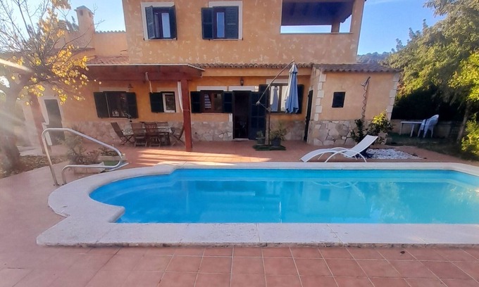 Sa Font Seca Chalet De Esquí | Villa with pool for groups and families 8 sleeps Mallorca