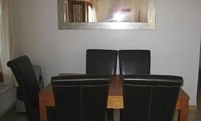 Empedrola Villa | Villa con piscina privada con impresionantes vistas sobre Sierra Bernia Montañas