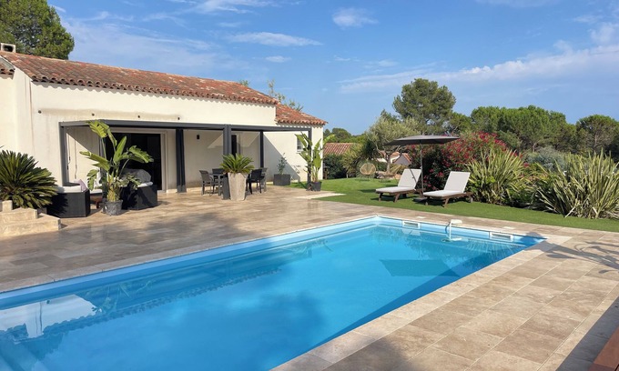 Bagnols-en-Foret Casa | Villa con piscina - 6 personas - Bagnols en forêt