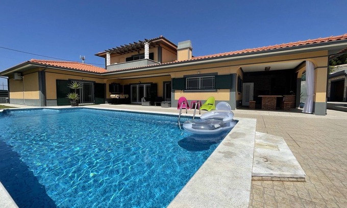 Seixal Casa | VILLA WITH SWIMMING POOL seixal