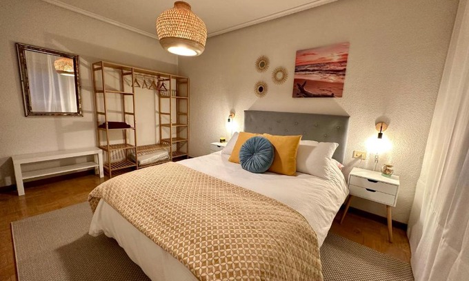 Aviles Apartamento | Villa Yoli, céntrico con plaza de garaje