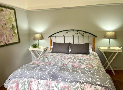 Fouriesburg Casa | Village Studio Guesthouse