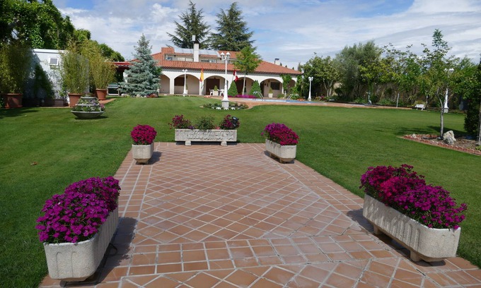 Villamayor de Gállego Villa | VILLAMERCEDES 1, a paradise in SALAMANCA (Spain).