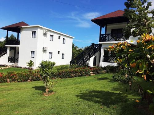 Las Galeras Apartamento | Villas Reynoso, Near La Playita Beach in Las Galeras Samaná