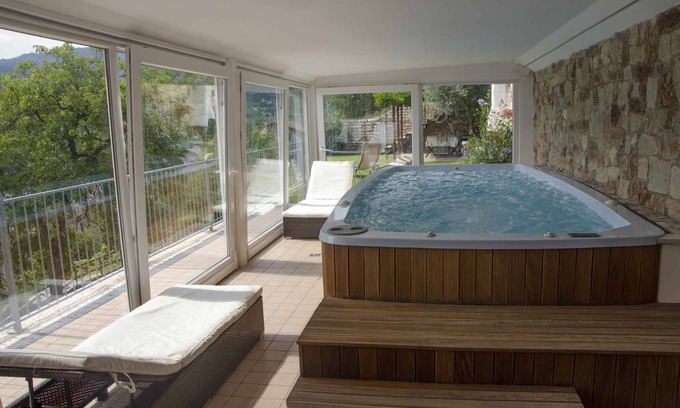 Brentonico Villa | Casa rural cerca de las montañas y el lago de Garda