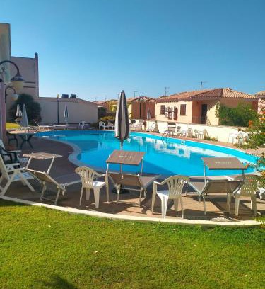 Villasimius Casa | Villetta Soleil con Piscina e Campo da Tennis condominiale