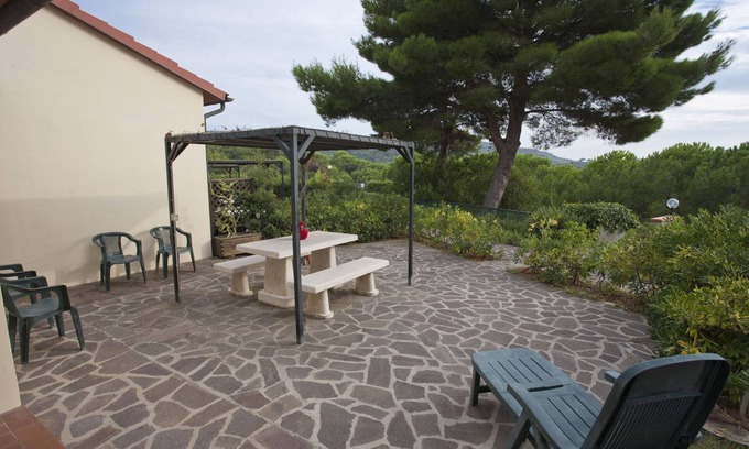Marciana Apartamento | VILLINO LE SUGHERE - TRILOCALE LECCIO