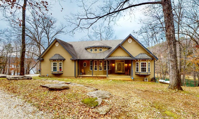 Eureka Springs Casa | Vintage 2-story lakefront home with fireplace, pellet smoker, firepit & decks