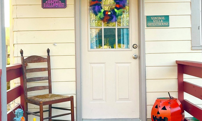 Warren Villa | Vintage villa-Country Living Guesthouse