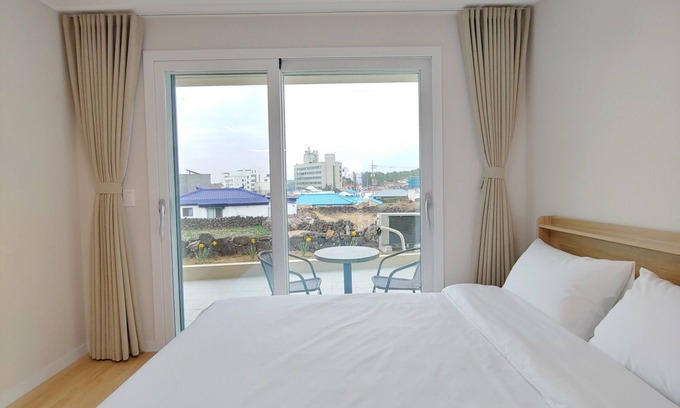 Hallim Casa | Viravi Stay