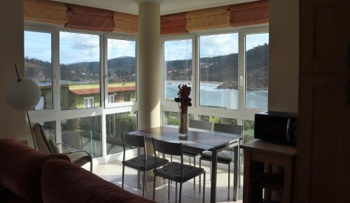 Porto de Espasante Apartamento | Vistas al mar