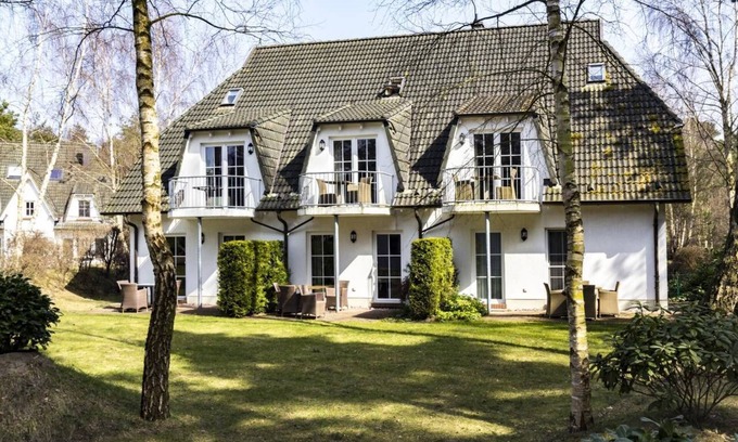 Neuhaus Apartamento | Vom Kiefernwald zum Strand