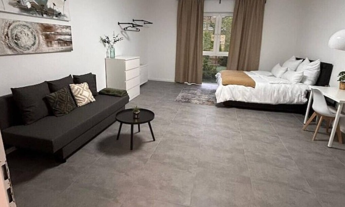 Krefeld Apartamento | Vrbo Property