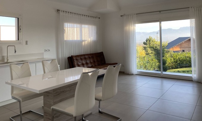 Vetraz-Monthoux Casa | Vrbo Property