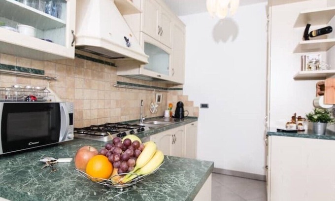 Querceta Apartamento | Vrbo Property