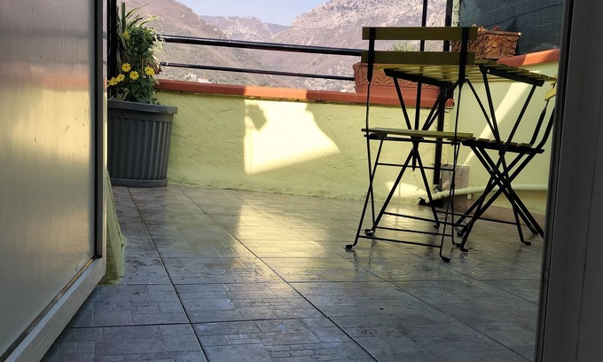 Toirano Apartamento | Vrbo Property