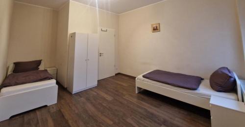 Bergisch Gladbach Apartamento | VS Workers Apartment T1-6