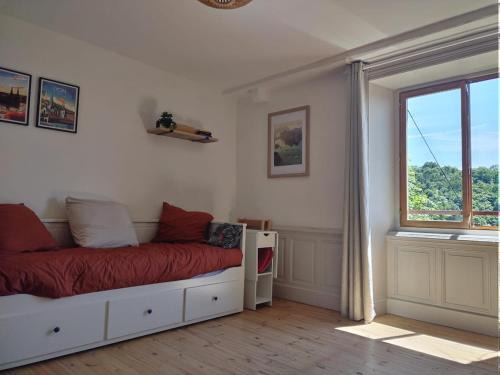 Thiers Apartamento | Vue Volcans Studio de Charme Thiers Centre